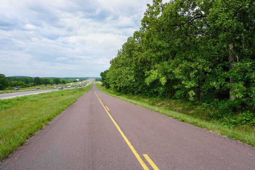 Vineyard, Cuba, MO 65453