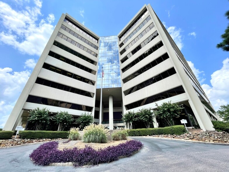 600 Beacon Pkwy W, Birmingham, AL for lease - Building Photo - Image 1 of 33