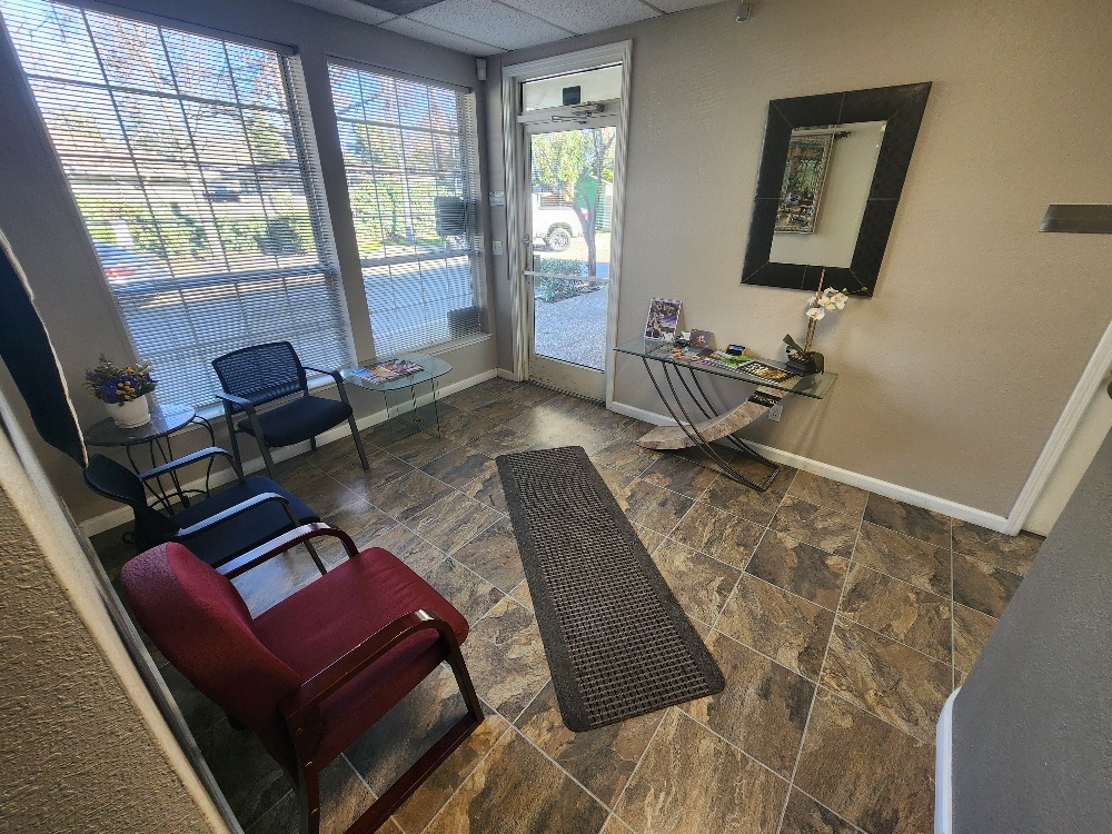 805 Douglas Blvd, Roseville, CA for lease Building Photo- Image 1 of 12