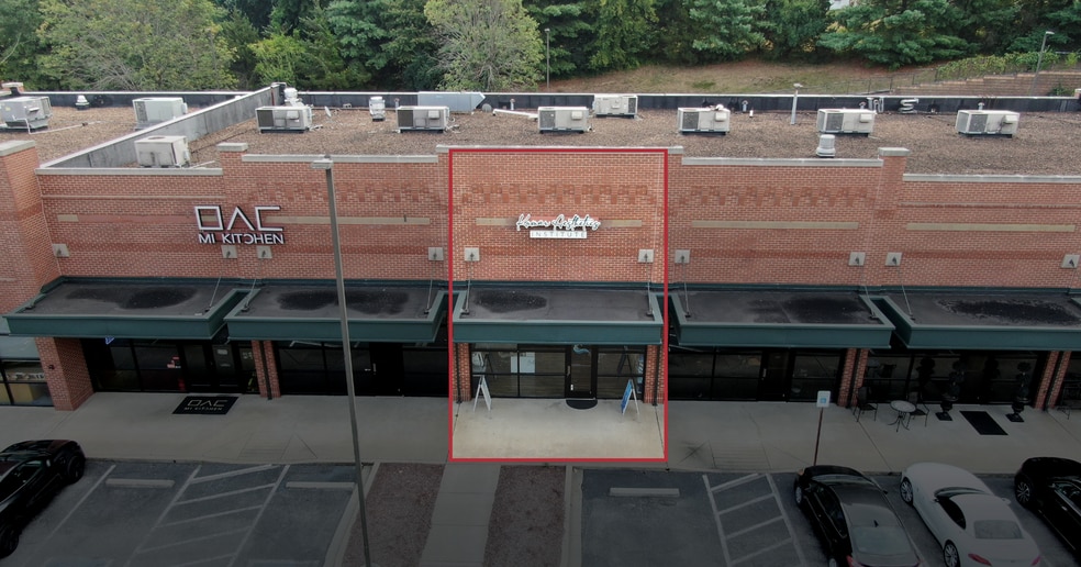 9050 Carothers Pky, Franklin, TN for lease - Building Photo - Image 1 of 6