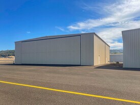 2815 NW Aviation Dr, Roseburg OR - Commercial Real Estate