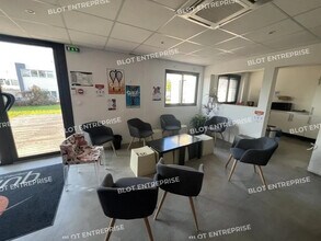 Office in Saint-Herblain for sale Interior Photo- Image 2 of 3