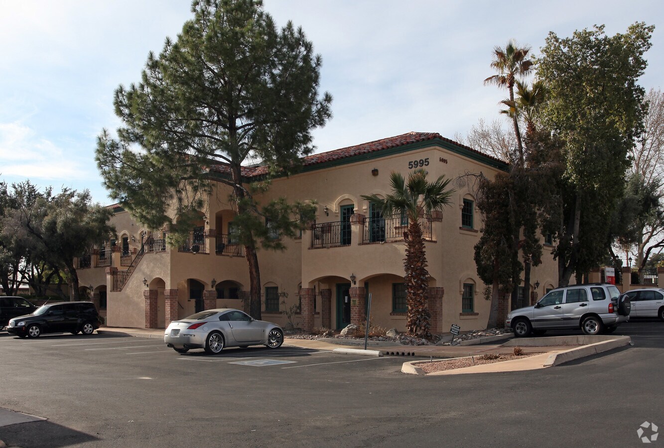 5995 E Grant Rd, Tucson, AZ 85712
