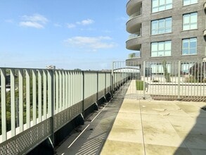 Old Oak Common Ln, London for lease Building Photo- Image 2 of 10