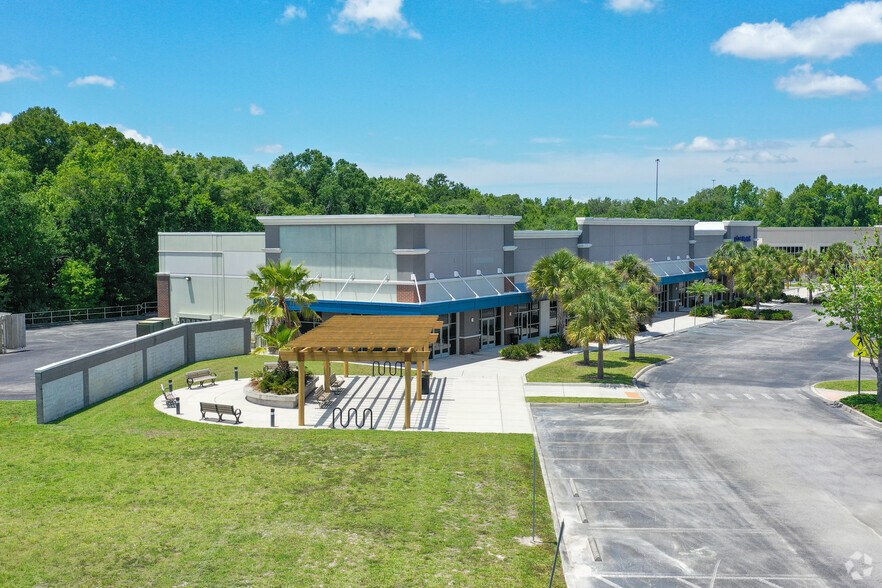 26240 Golden Maple Loop, Wesley Chapel, FL for lease - Building Photo - Image 2 of 8