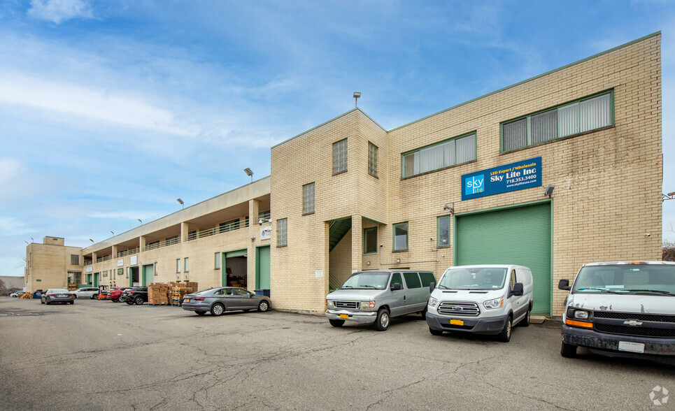 1505 132nd St, College Point, NY for sale - Building Photo - Image 2 of 31