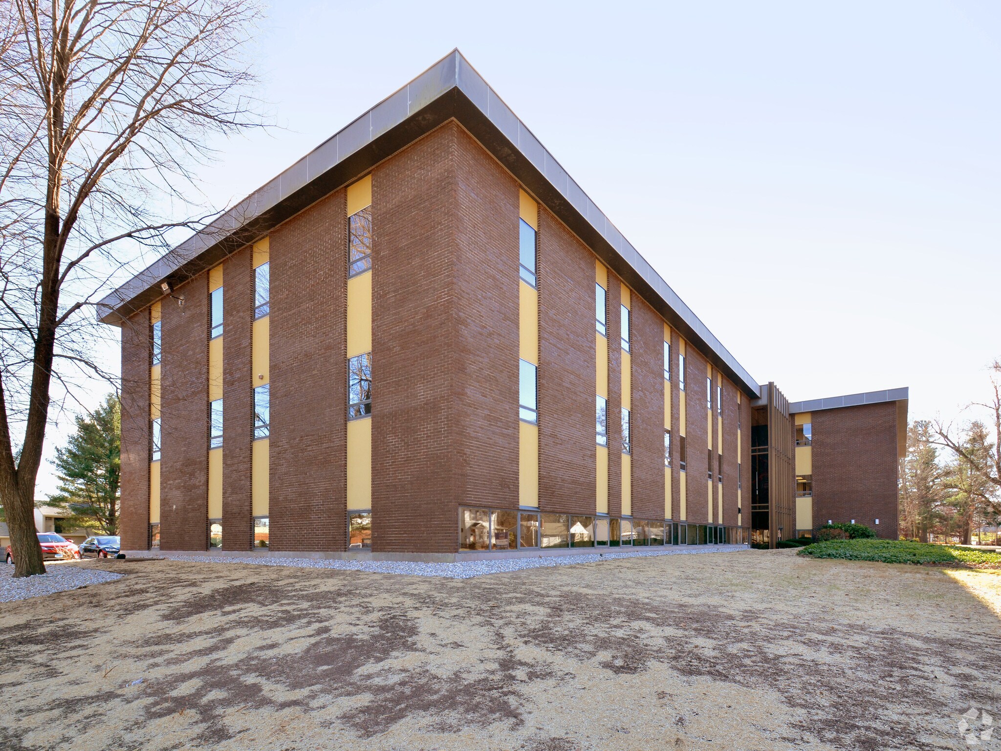 34 Jerome Ave, Bloomfield, CT 06002 Office for Lease