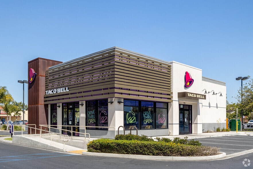 11961 Valley View St, Garden Grove, CA for lease - Building Photo - Image 3 of 12