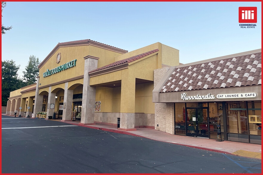 650-728 N Moorpark Rd, Thousand Oaks, CA for lease - Building Photo - Image 1 of 8
