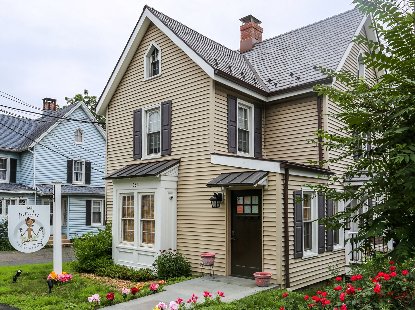 682 Boston Post Rd, Darien, CT for sale Primary Photo- Image 1 of 1