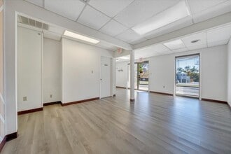 5306-5346 Peters Creek Rd, Roanoke, VA for lease Interior Photo- Image 2 of 6