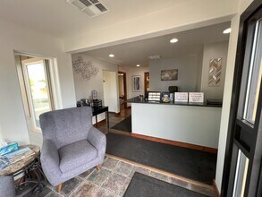 735 SW 9th St, Redmond, OR for lease Interior Photo- Image 2 of 20