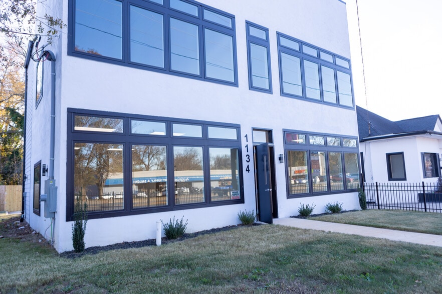 1134 Ralph David Abernathy Blvd, Atlanta, GA for lease - Building Photo - Image 3 of 3