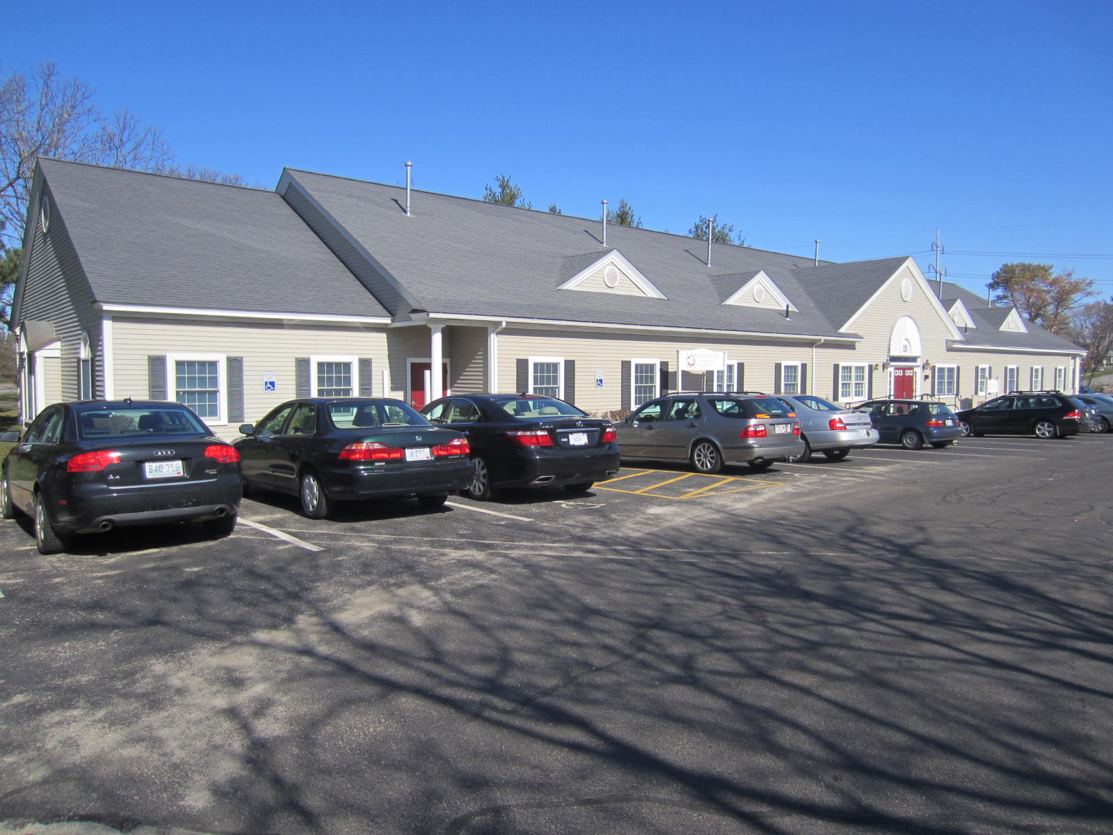 450 Veterans Memorial Pky, East Providence, RI for sale Building Photo- Image 1 of 1