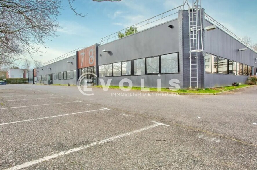 Flex in Villebon-sur-Yvette for lease - Building Photo - Image 2 of 11