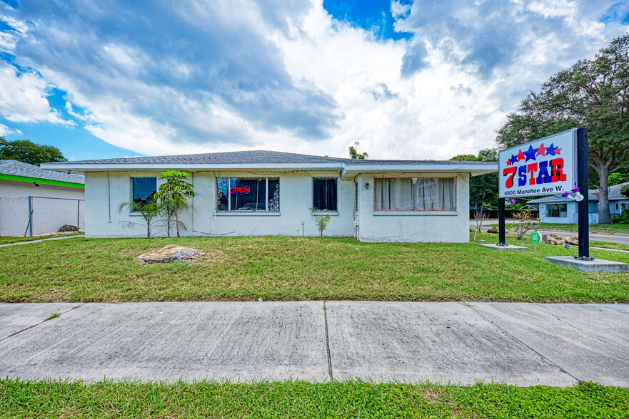 4800 Manatee Ave, Bradenton, FL for sale - Building Photo - Image 1 of 1