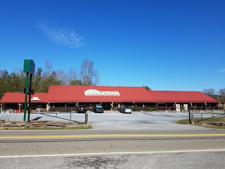 3234 Wears Valley Rd, Sevierville, TN 37862