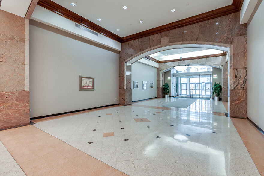 222 S Main St, Akron, OH for sale - Lobby - Image 3 of 55