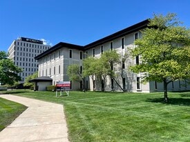 Horizon Business Center East - Call Center