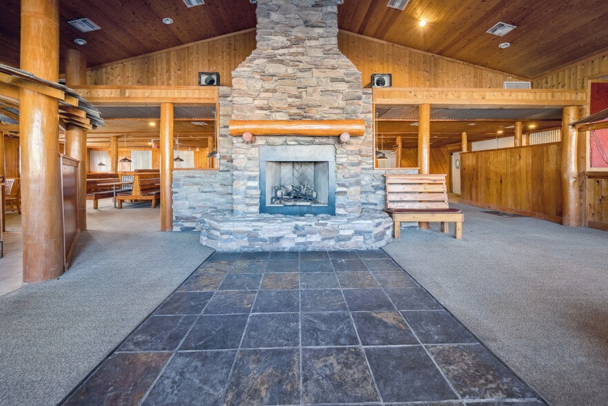 16368 SE Highway 19, Cross City, FL for sale - Building Photo - Image 3 of 14