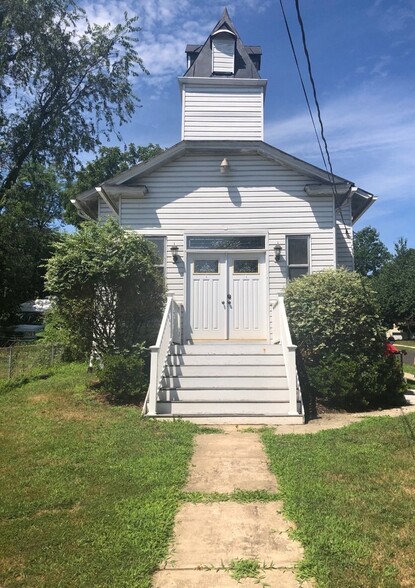 28 Main St, Round Hill, VA for sale - Building Photo - Image 1 of 1