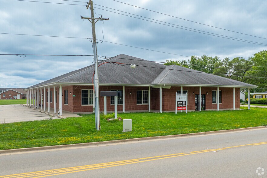 2525 E Division St, Diamond, IL for sale - Primary Photo - Image 1 of 1