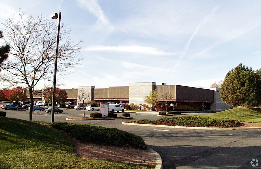 201 Circle Dr N, Piscataway, NJ for lease - Building Photo - Image 3 of 13