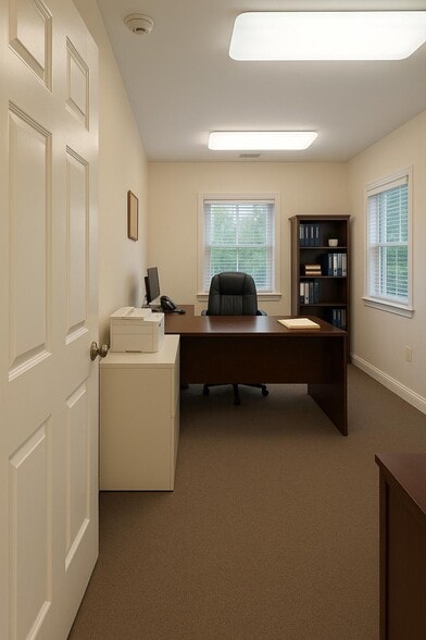 186 W Main St, Smithtown, NY for lease - Building Photo - Image 3 of 9