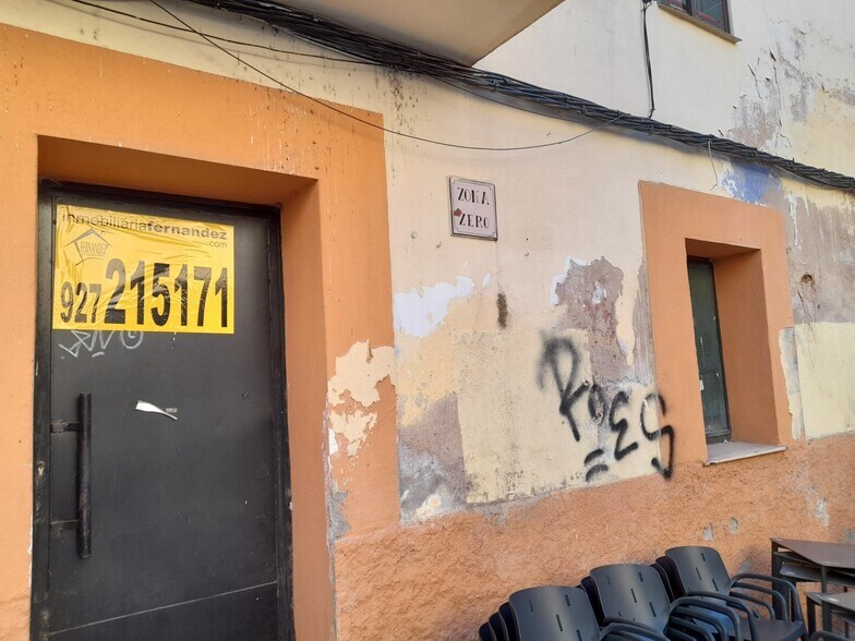 Retail in Cáceres, Cáceres for sale - Building Photo - Image 2 of 11