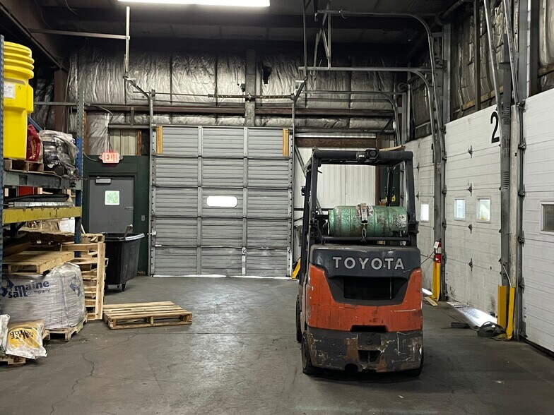 59 Avenue C, Williston, VT for sale - Building Photo - Image 3 of 9