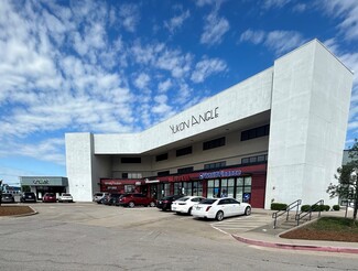 More details for 1010 Garth Brooks Blvd, Yukon, OK - Office, Retail for Lease