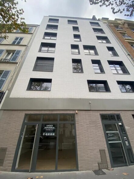 Retail in Boulogne-Billancourt for lease - Building Photo - Image 1 of 7