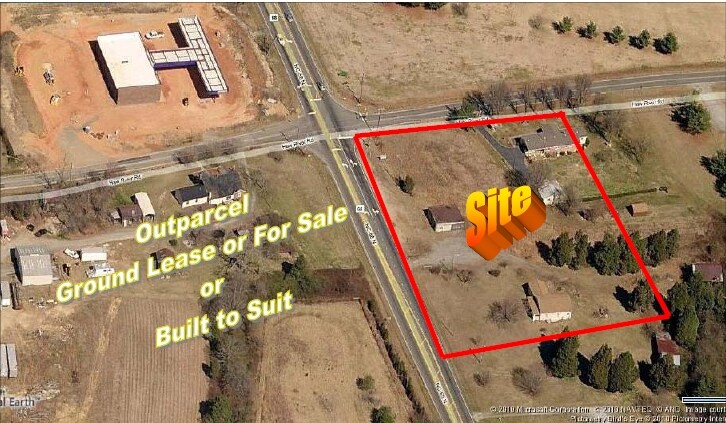 8095 Haw River Rd, Oak Ridge, NC for sale Primary Photo- Image 1 of 1