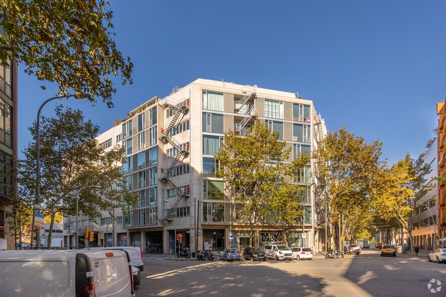 Carrer de Llull, 51, Barcelona, Barcelona for lease - Building Photo - Image 2 of 4