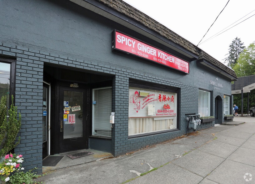 Deep Cove and Mount Seymour portfolio of 2 properties for sale on LoopNet.com - Primary Photo - Image 2 of 2