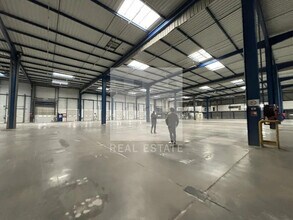 Industrial in LES ECHETS for lease Building Photo- Image 2 of 18