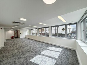 1 Bell St, London for lease Interior Photo- Image 1 of 8