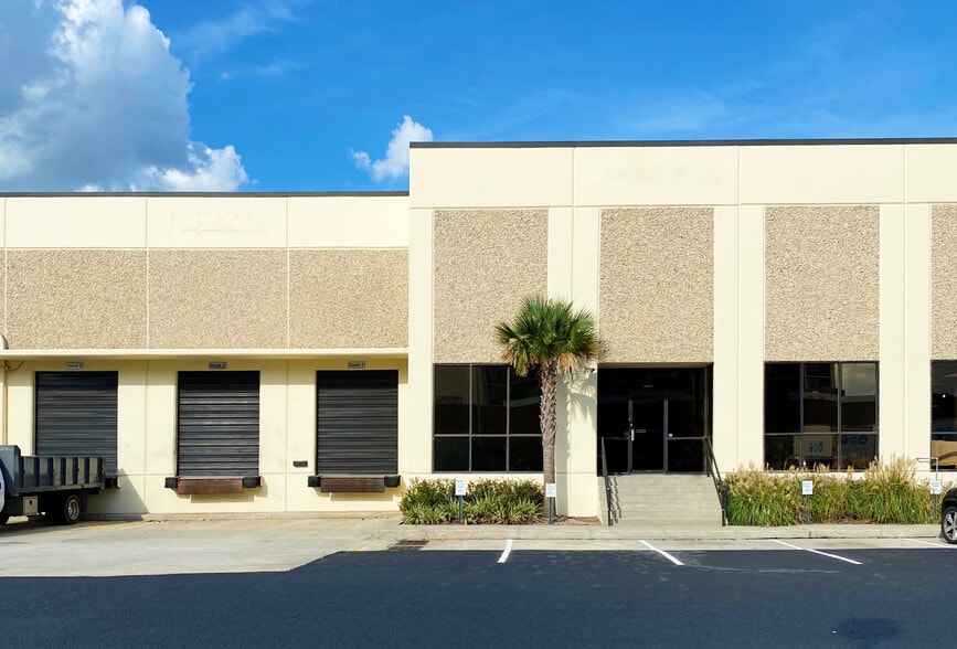 4750-4760 Goer Dr, North Charleston, SC for lease - Building Photo - Image 2 of 9