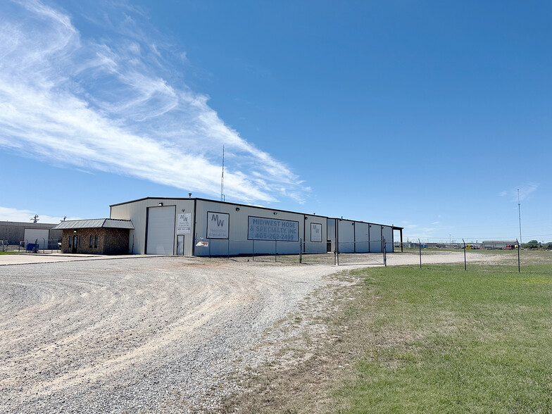 3500 S Hwy 81, El Reno, OK for lease - Building Photo - Image 1 of 7