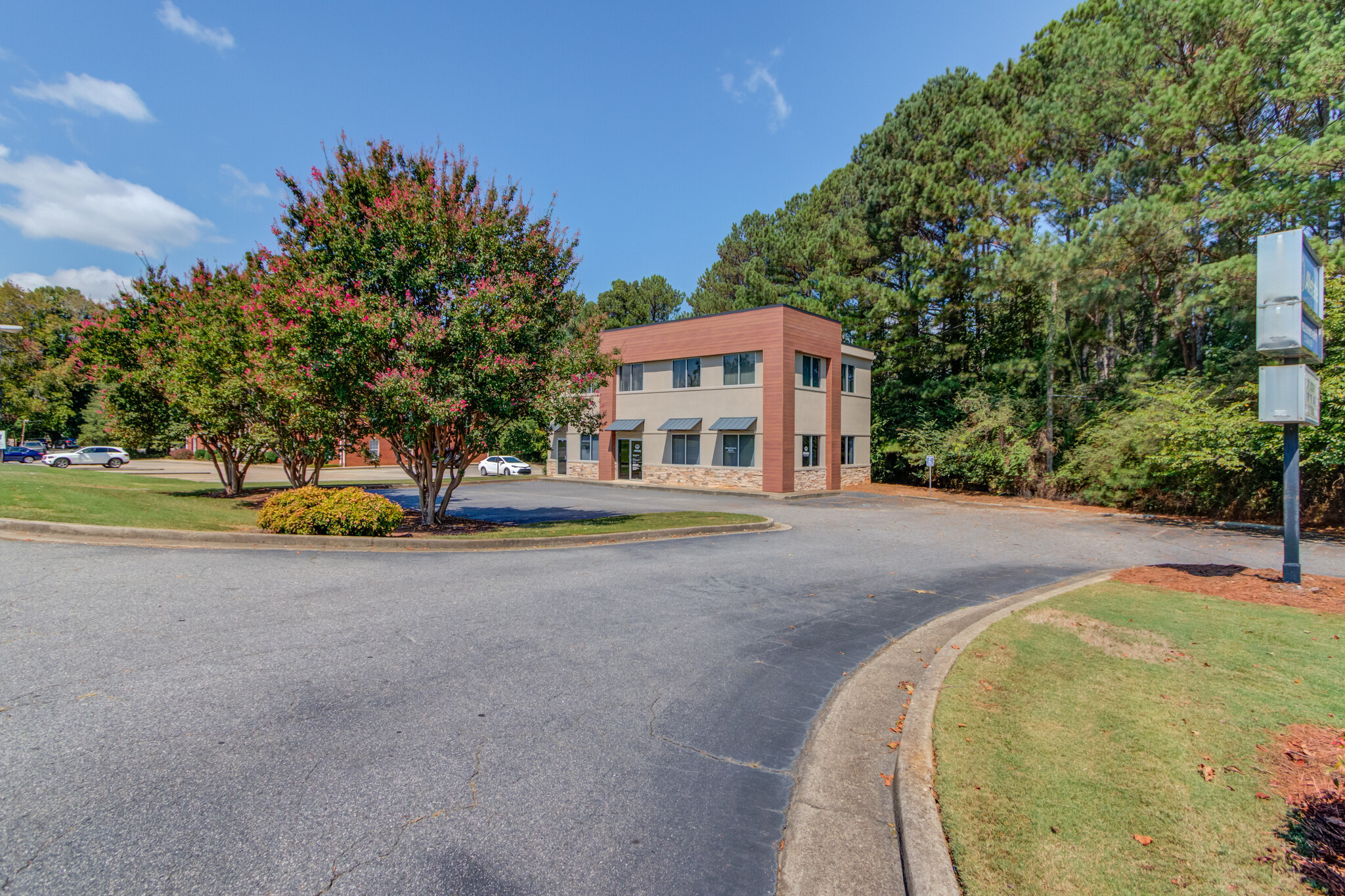 3625 Hutchinson Rd, Cumming, GA for lease Building Photo- Image 1 of 19