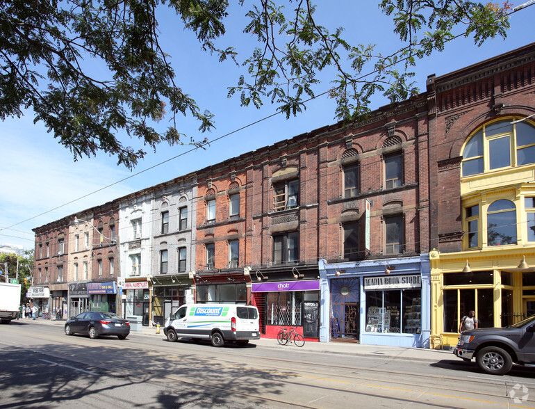 216-232 Queen St E, Toronto, ON for lease - Building Photo - Image 3 of 3