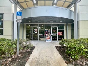 11602 Lake Underhill Rd, Orlando, FL for lease Interior Photo- Image 1 of 9