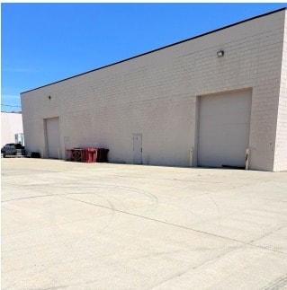 44621 Morley Dr, Clinton Township, MI for lease - Building Photo - Image 3 of 4