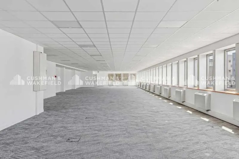 83-85 Boulevard Marius Vivier-Merle, Lyon for lease Interior Photo- Image 1 of 17