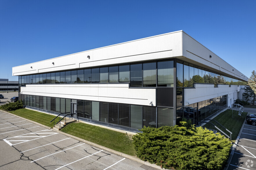 5600 Cancross Ct, Mississauga, ON L5R 3E9 - Office for Sale | LoopNet