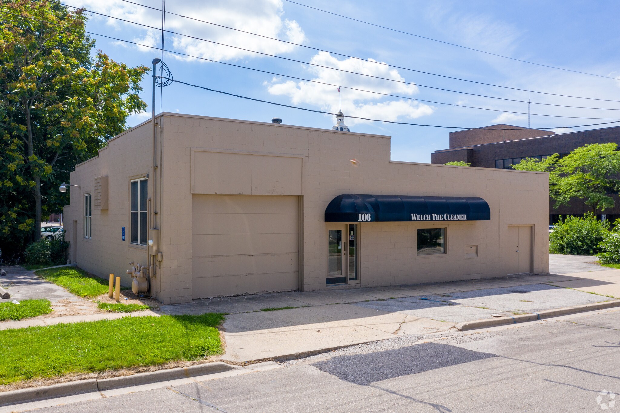 108 E Butler St, Adrian, MI for sale Primary Photo- Image 1 of 1