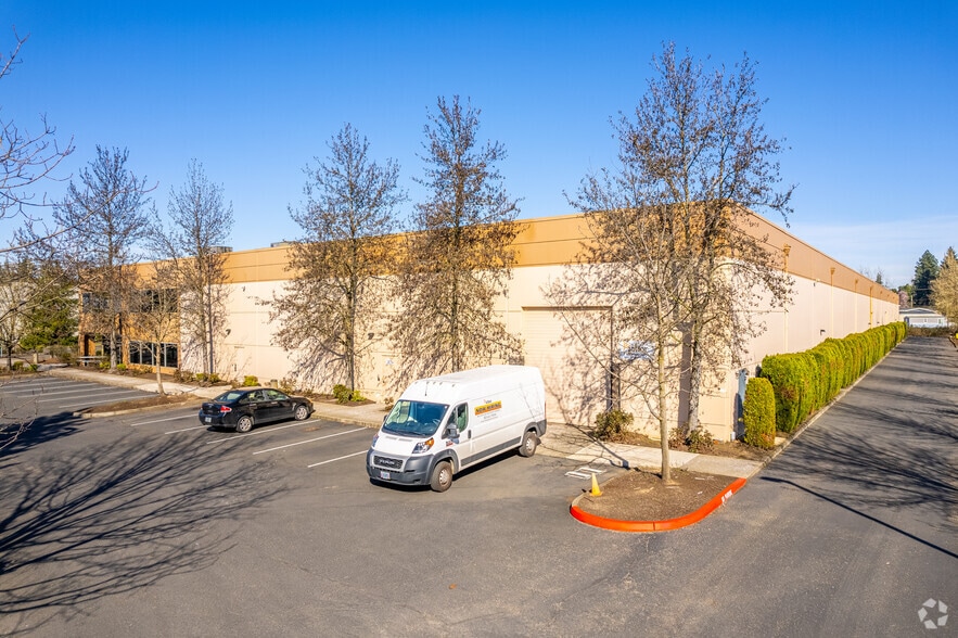 9650 SW Herman Rd, Tualatin, OR for lease - Primary Photo - Image 1 of 6