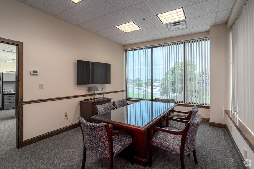 500 W Loockerman St, Dover, DE for lease - Interior Photo - Image 3 of 23