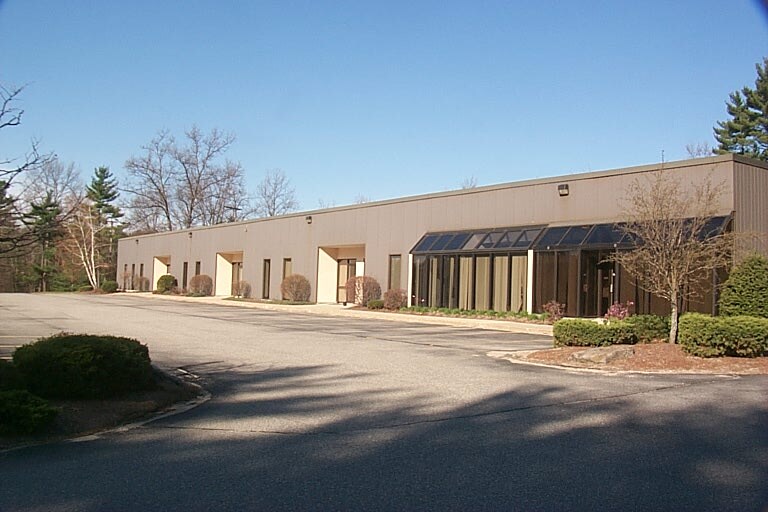19 Clinton Dr, Hollis, NH 03049 Flex for Lease