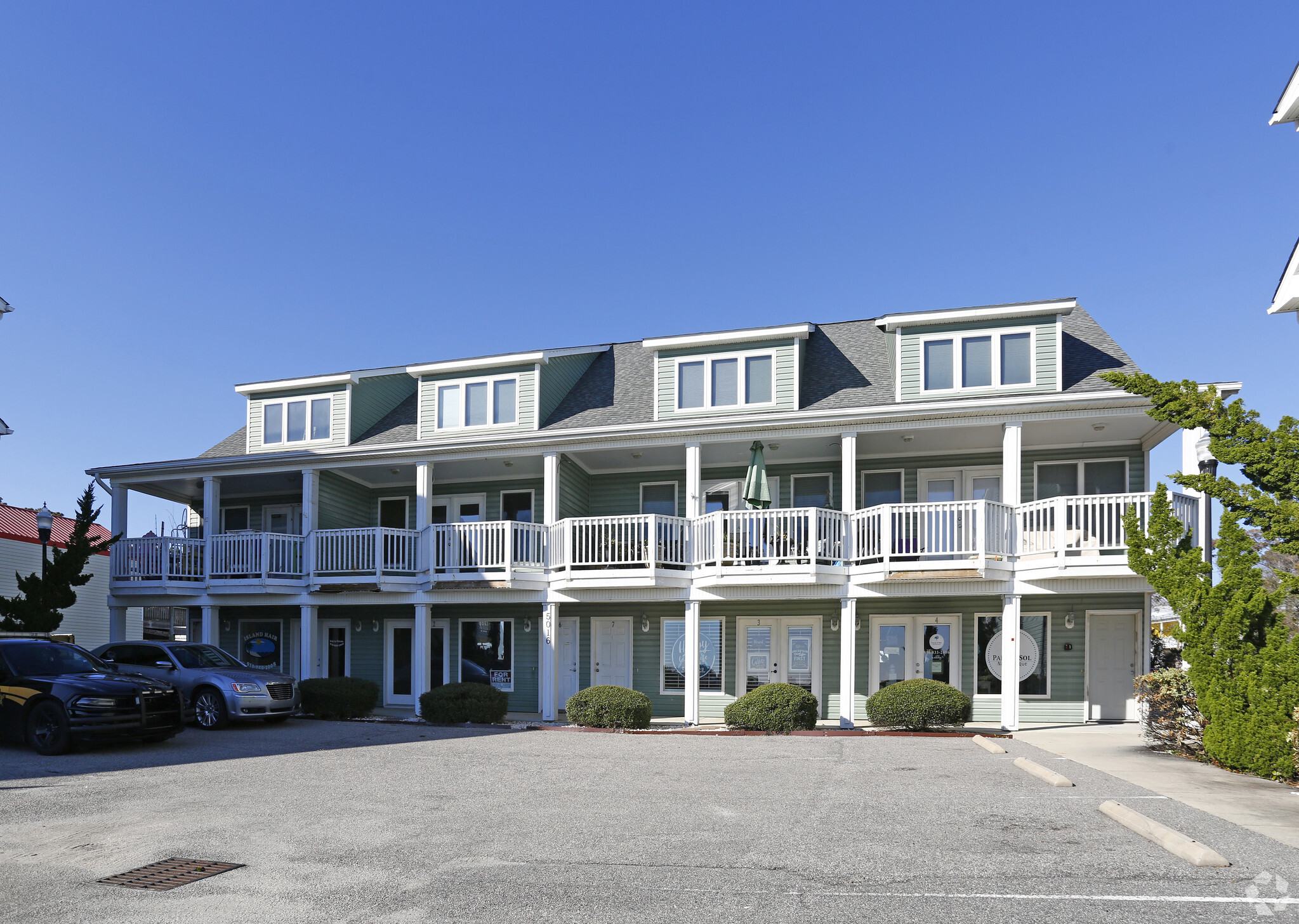 5016 E Oak Island Dr, Oak Island, NC for sale Primary Photo- Image 1 of 1